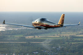 Skyleader600-3890